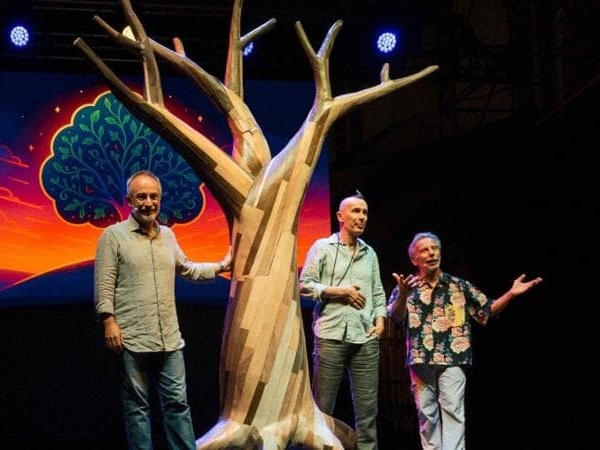 Giovanni Storti e Stefano Mancuso "Lunga vita agli alberi" - Teatro Colosseo