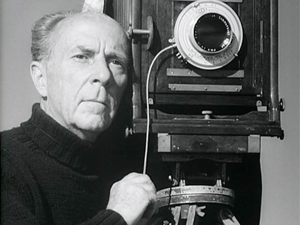 Edward Weston - Camera Torino (+ ape)