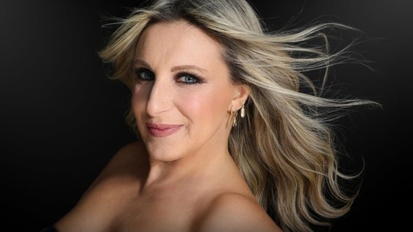 Katia Follesa  - No vabbè Mi adoro   (Teatro Colosseo)