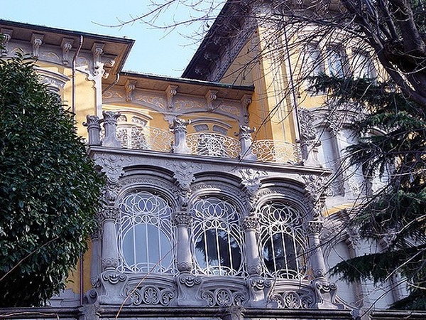 Borgo Crimea. Aldilà del Po (+ ape) **VARIAZIONE DATA**