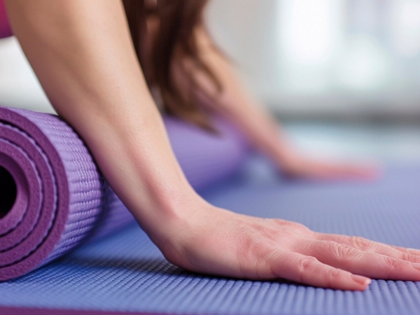 Yoga, radicamento e consapevolezza - sabato 15 marzo 2025: CREARE SPAZIO